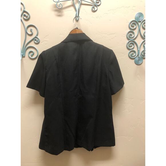 Black blouse with leopard buttons. Danny & Nicole. Size 14 - Picture 3 of 5